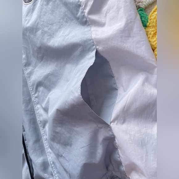 NFL Raiders Windbreaker Jacket. - Picture 9 of 11